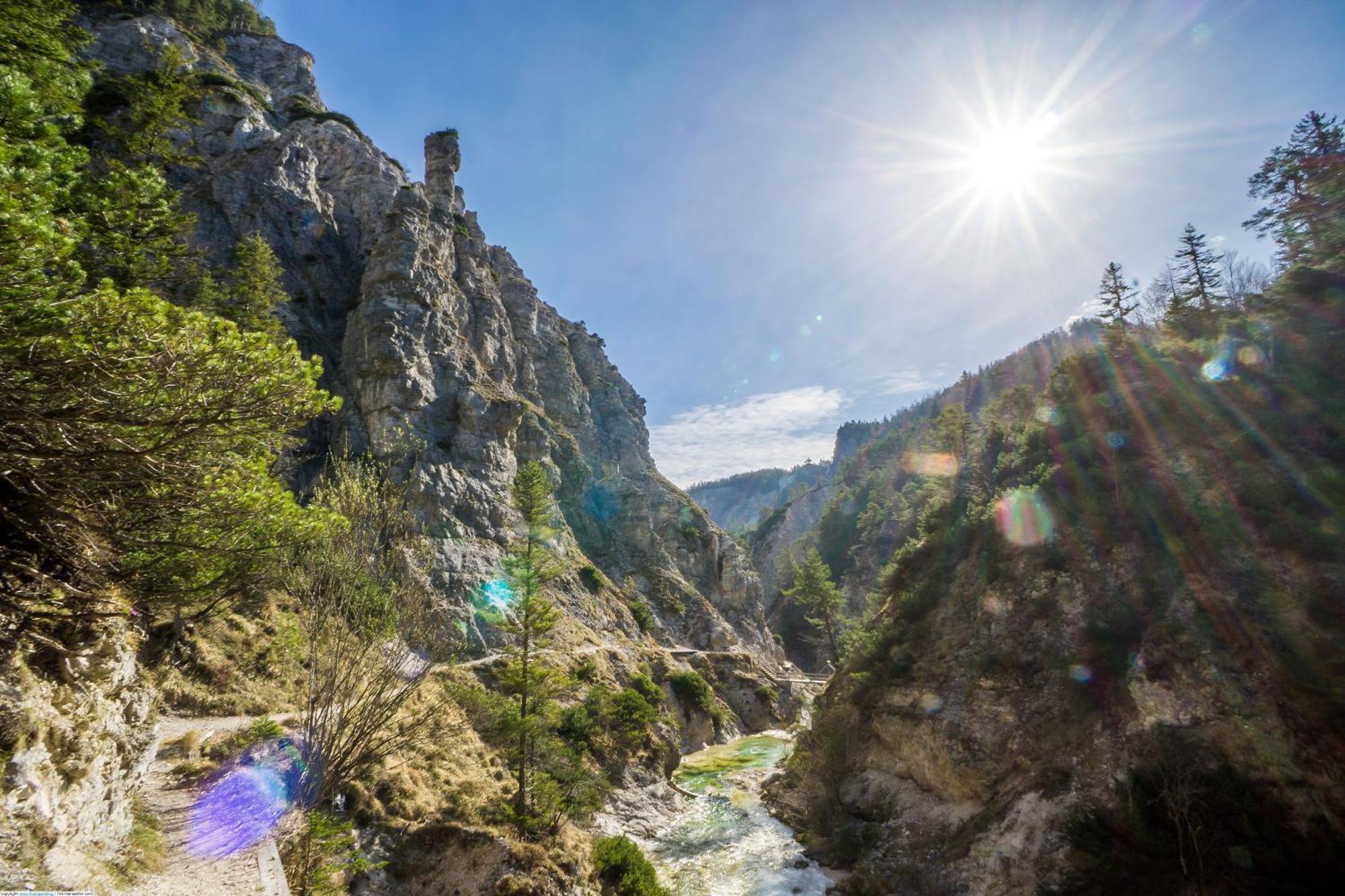 Familie Zuser Hotel Garni มิตแตร์บาค ภายนอก รูปภาพ