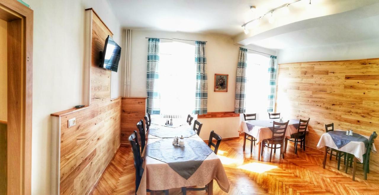 Familie Zuser Hotel Garni มิตแตร์บาค ภายนอก รูปภาพ